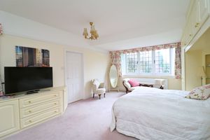 Photo 9- click for photo gallery